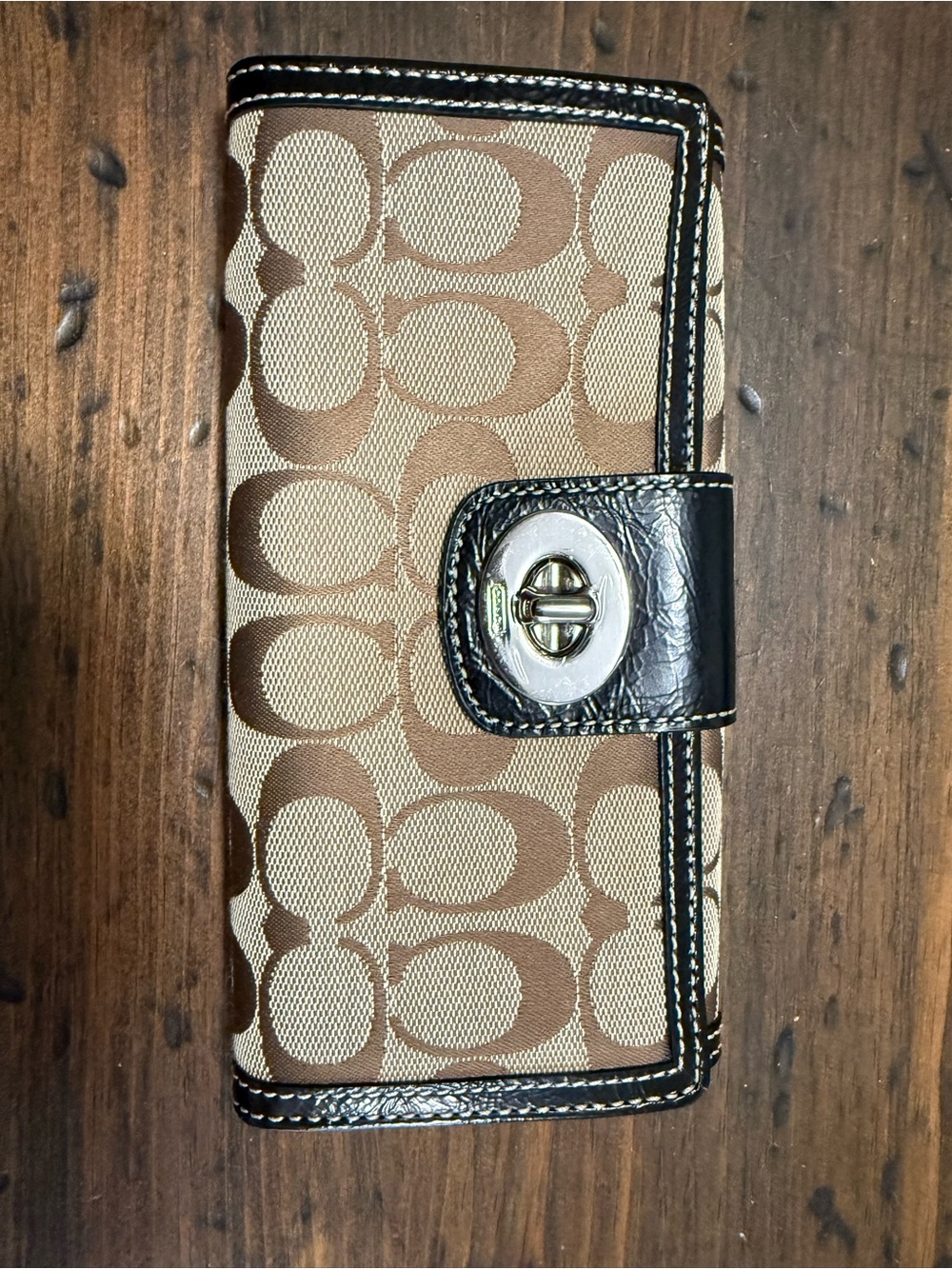 BNWOT VINTAGE Coach Brown Signature Canvas Turnlock Wallet